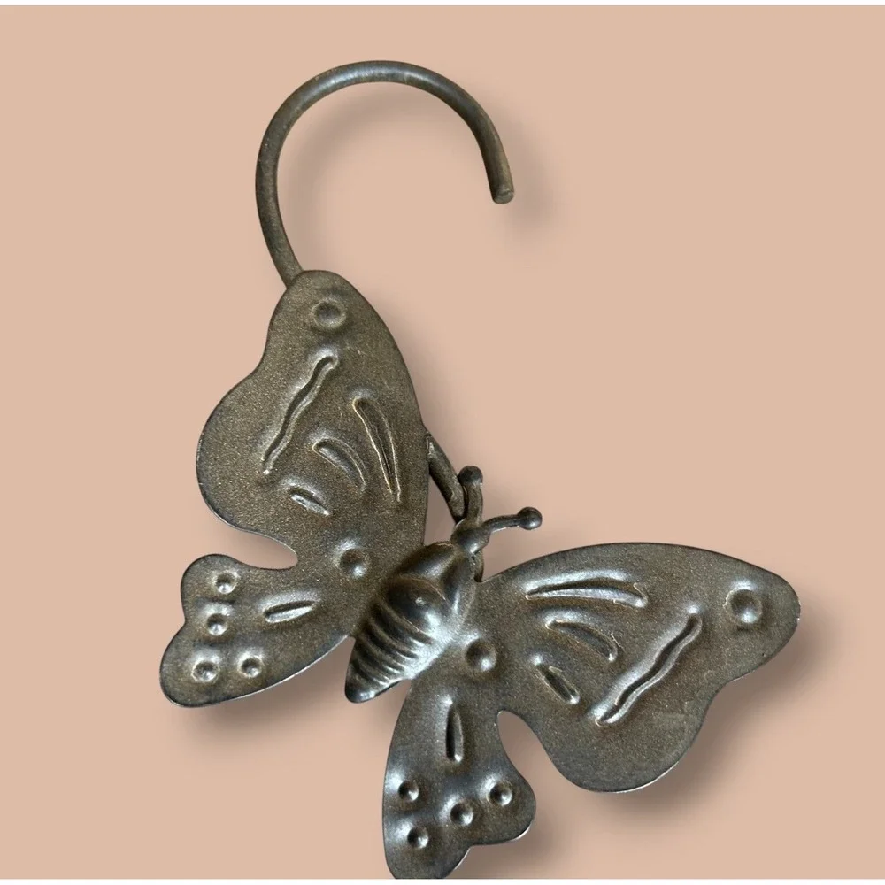 Rustic Brown Metal Butterfly Hooks Set of 3 Garden Plant Birdhouse Hanger 15.5